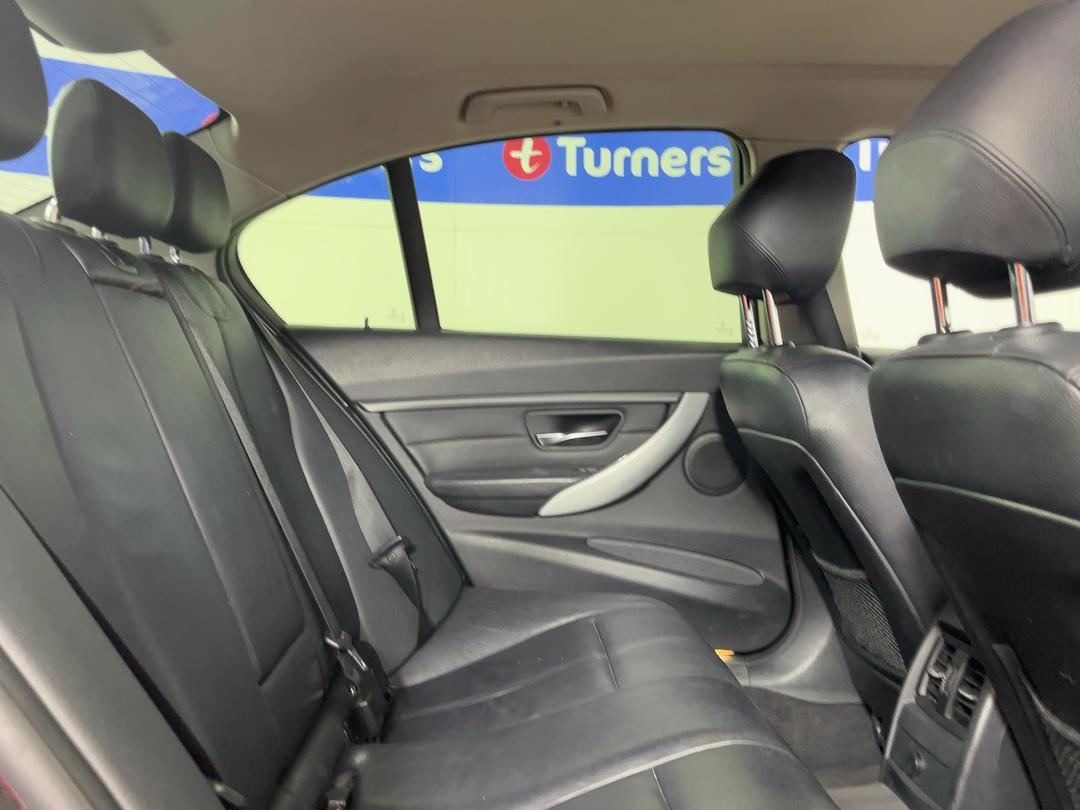 Photo '18' of BMW 3 Series 320D Photo '18' of BMW 3 Series 320D