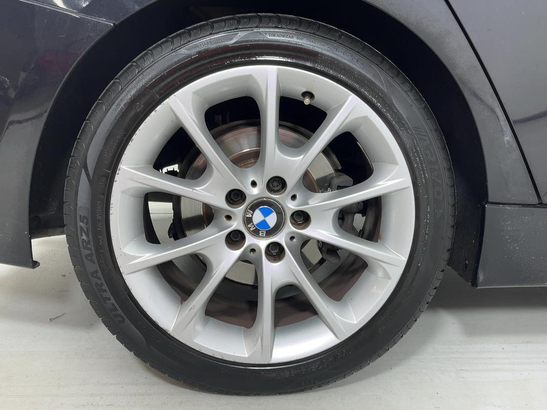 Photo '10' of BMW 3 Series 320D Photo '10' of BMW 3 Series 320D