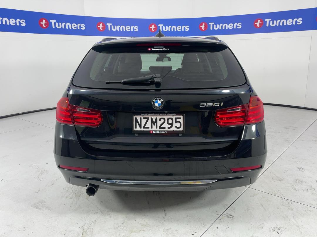 Photo '6' of BMW 3 Series