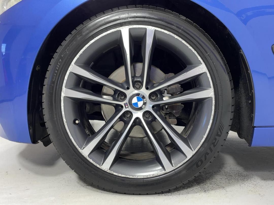 Photo '10' of BMW 3 Series