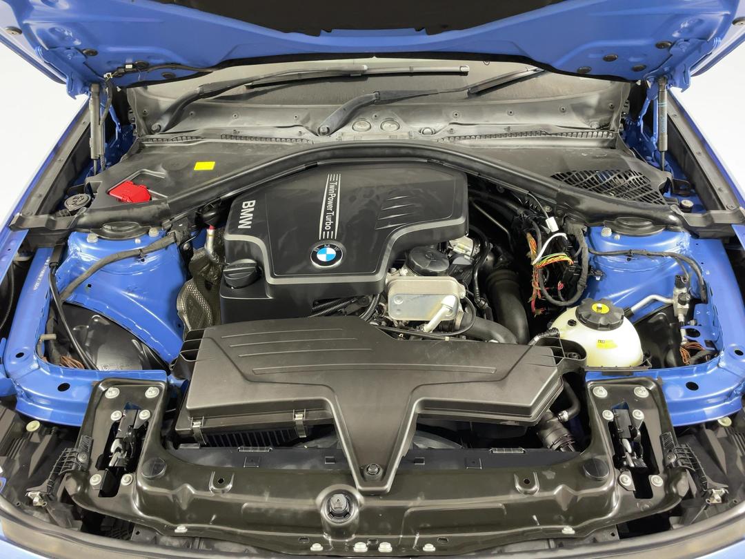 Photo '13' of BMW 3 Series