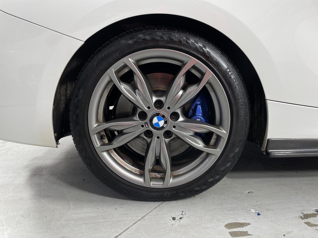 Photo '12' of BMW M235I