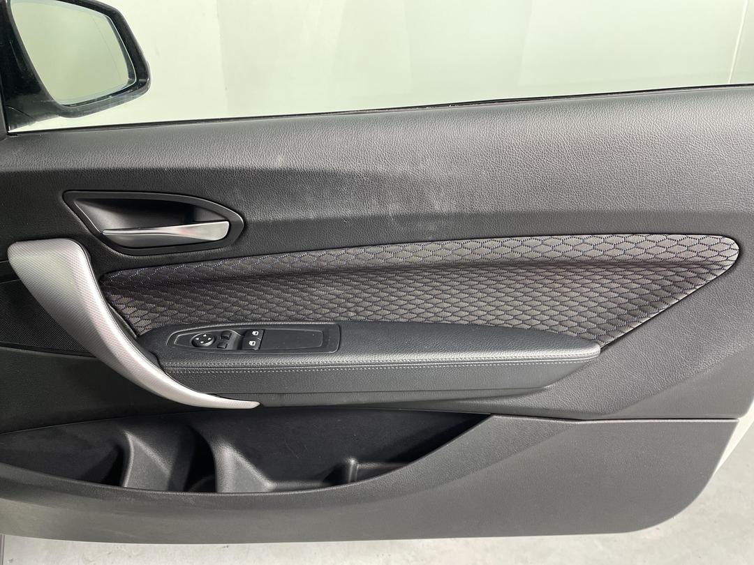 Photo '15' of BMW M235I