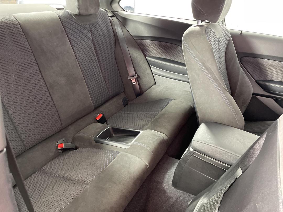 Photo '19' of BMW M235I