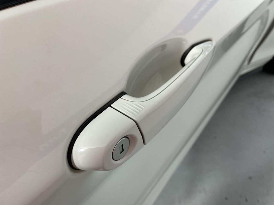 Photo '24' of BMW M235I