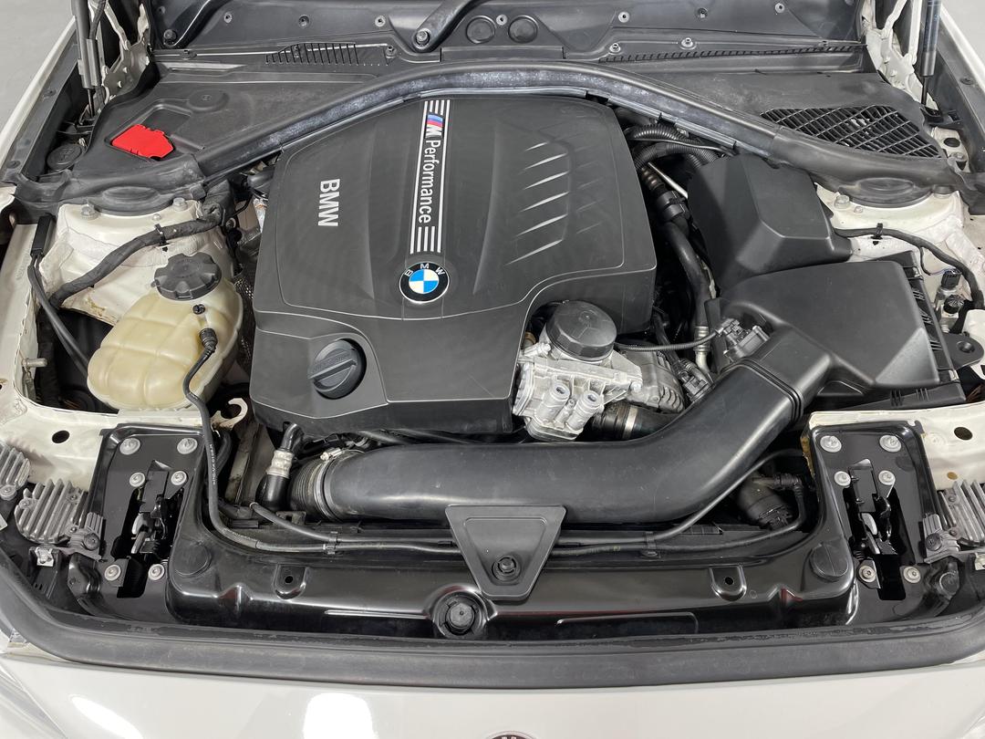 Photo '13' of BMW M235I