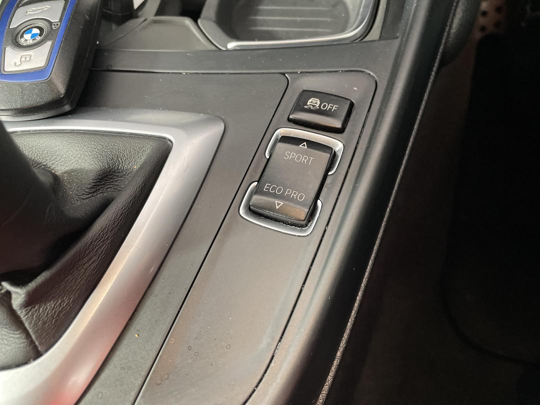 Photo '30' of BMW M235I