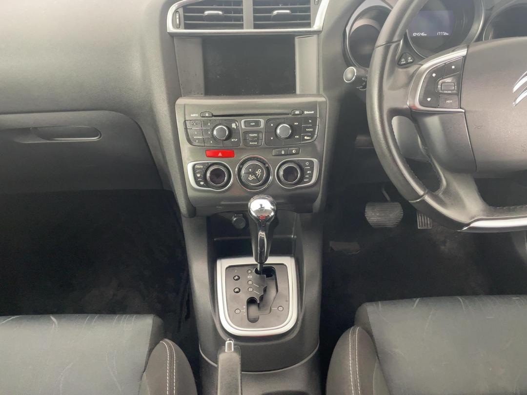 Photo '18' of Citroen C4