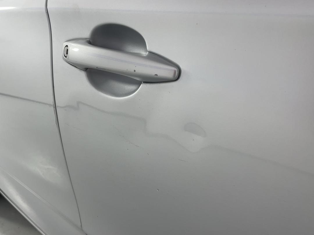 Photo '27' of Citroen C4