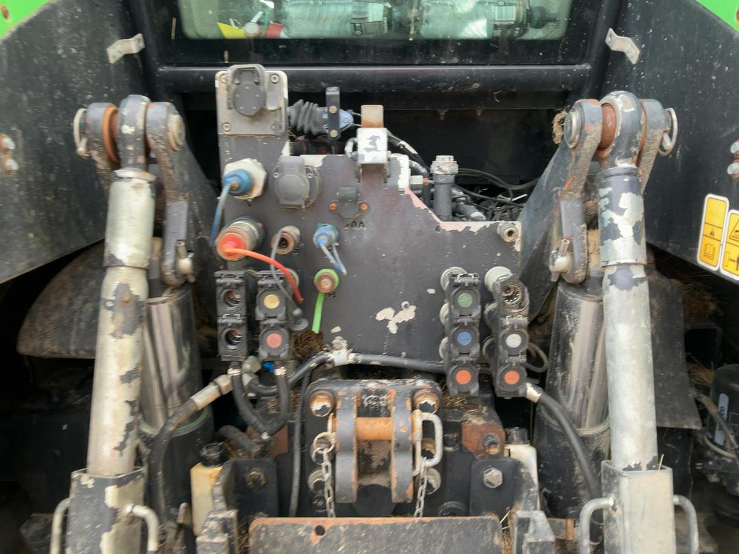 Photo '8' of Deutz Fahr 7250 Tractor
