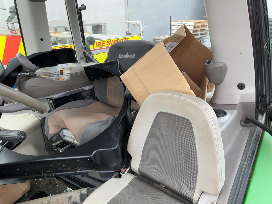 Photo '14' of Deutz Fahr 7250 Tractor