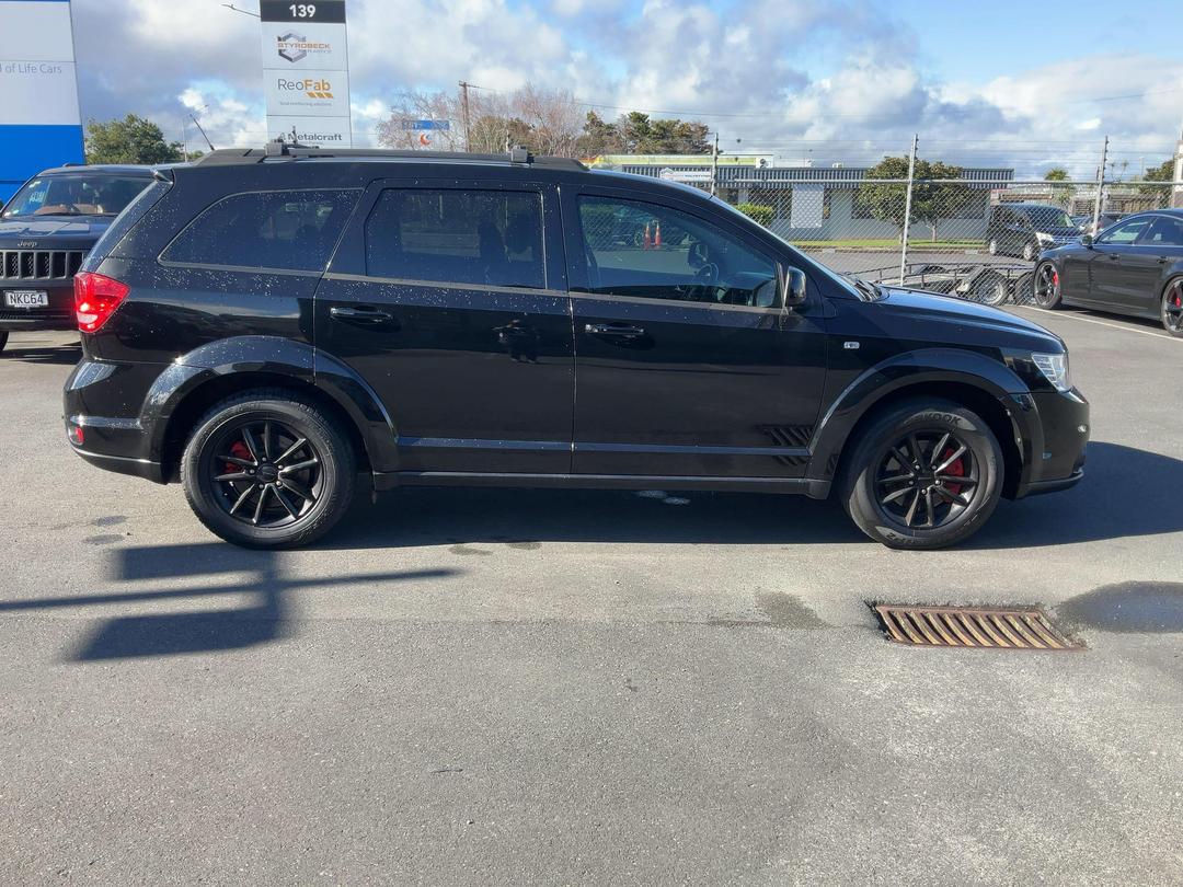 Photo '8' of Dodge Journey SXT Photo '8' of Dodge Journey SXT