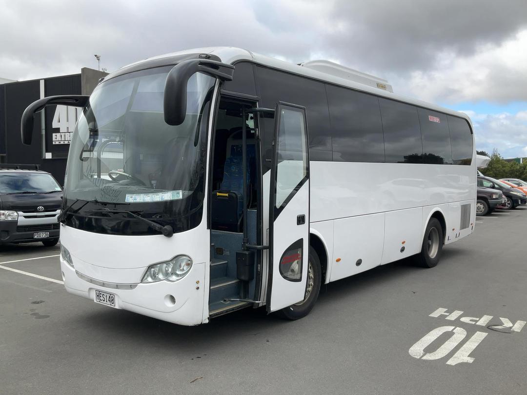 Photo '7' of FACTORY BUILT KINGLONG XMQ6900 Bus Photo '7' of FACTORY BUILT KINGLONG XMQ6900 Bus