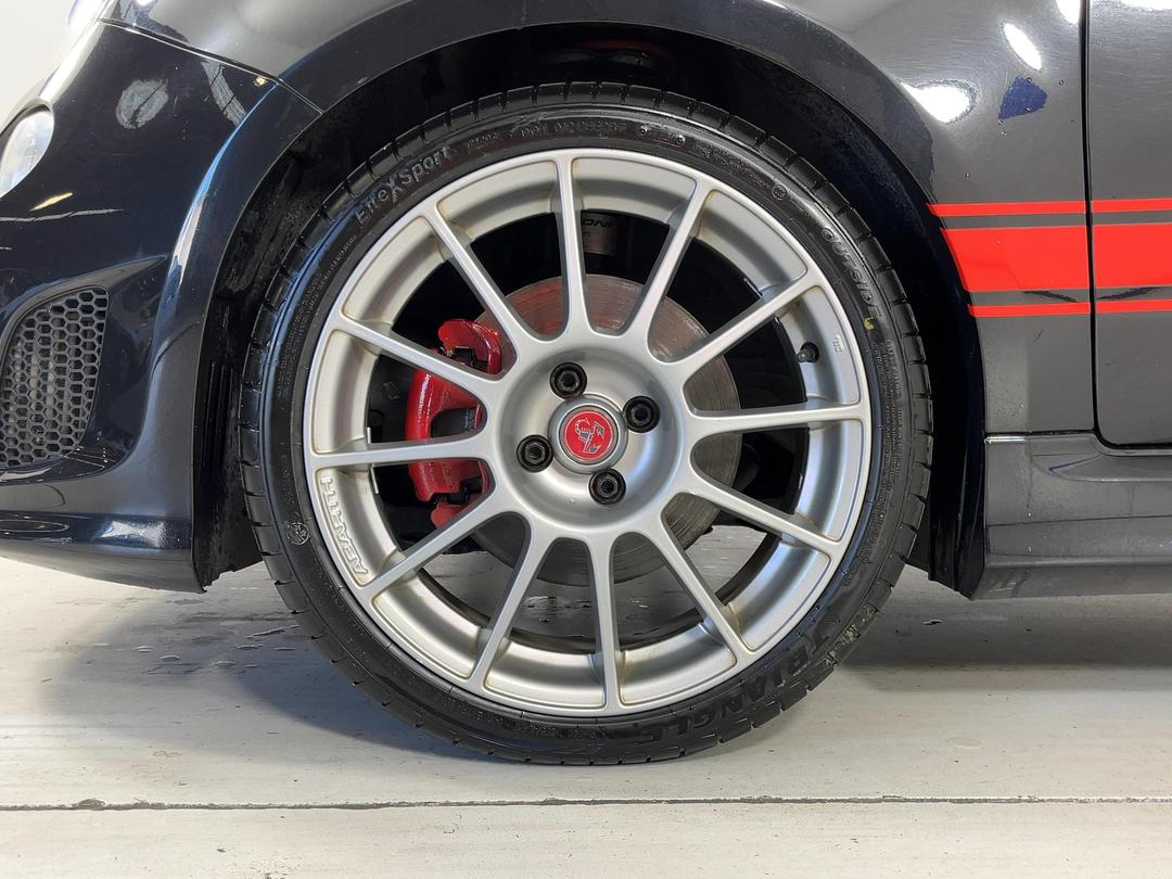 Photo '10' of Fiat Abarth 500