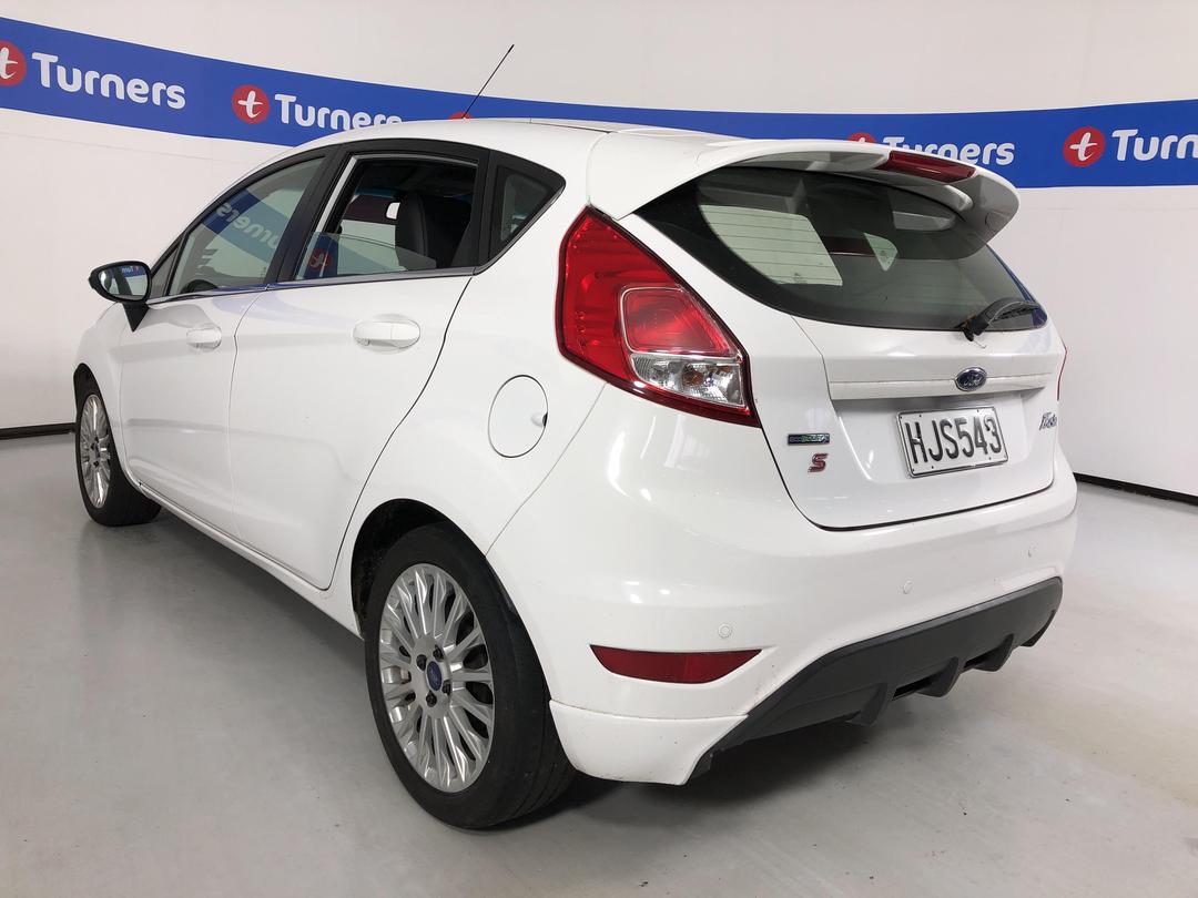 Photo '10' of Ford Fiesta Sport