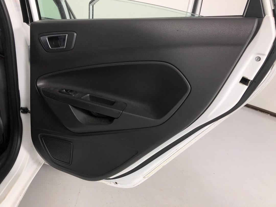 Photo '17' of Ford Fiesta Sport