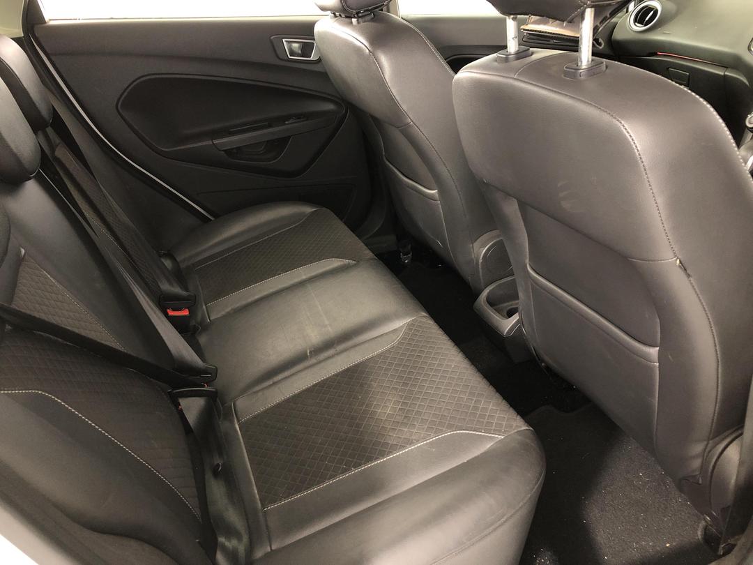 Photo '18' of Ford Fiesta Sport