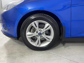 Photo '10' of Ford Focus