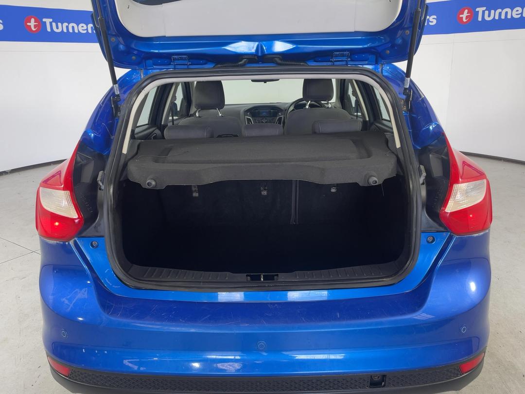 Photo '14' of Ford Focus