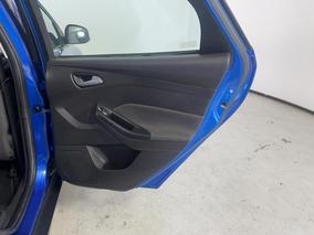 Photo '19' of Ford Focus