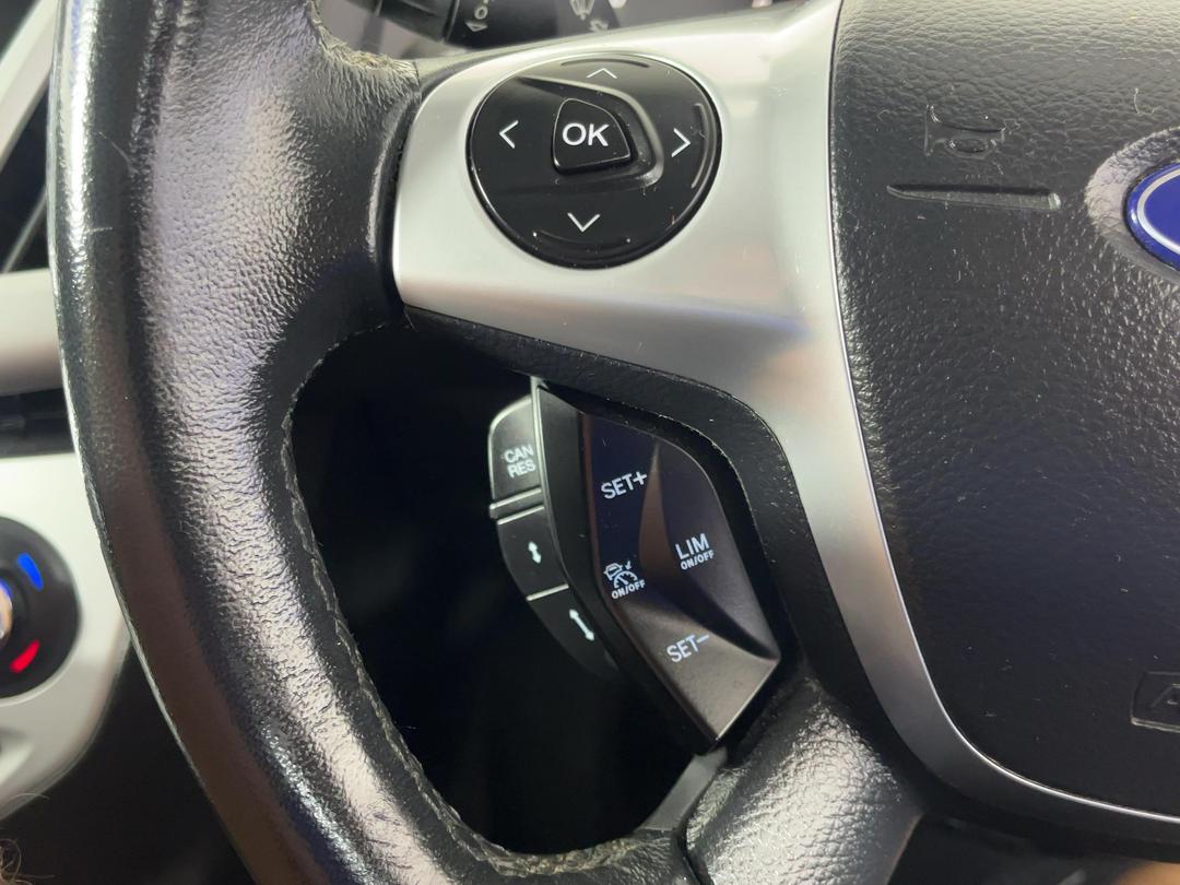 Photo '23' of Ford Focus