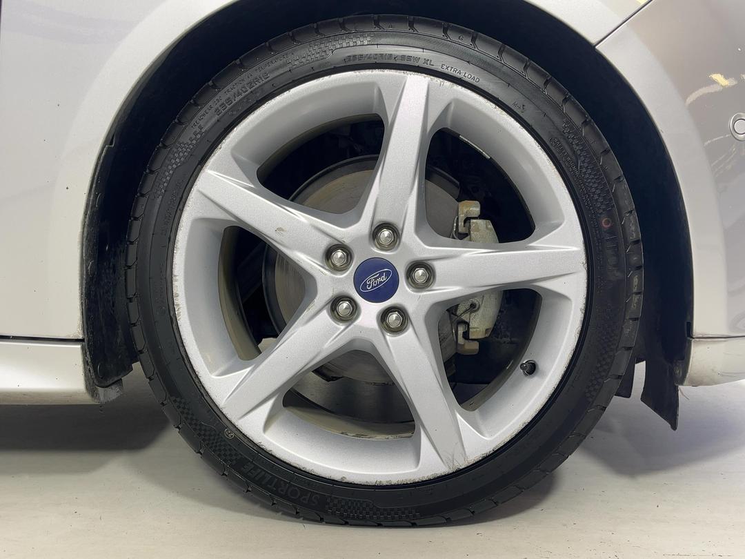 Photo '9' of Ford Focus