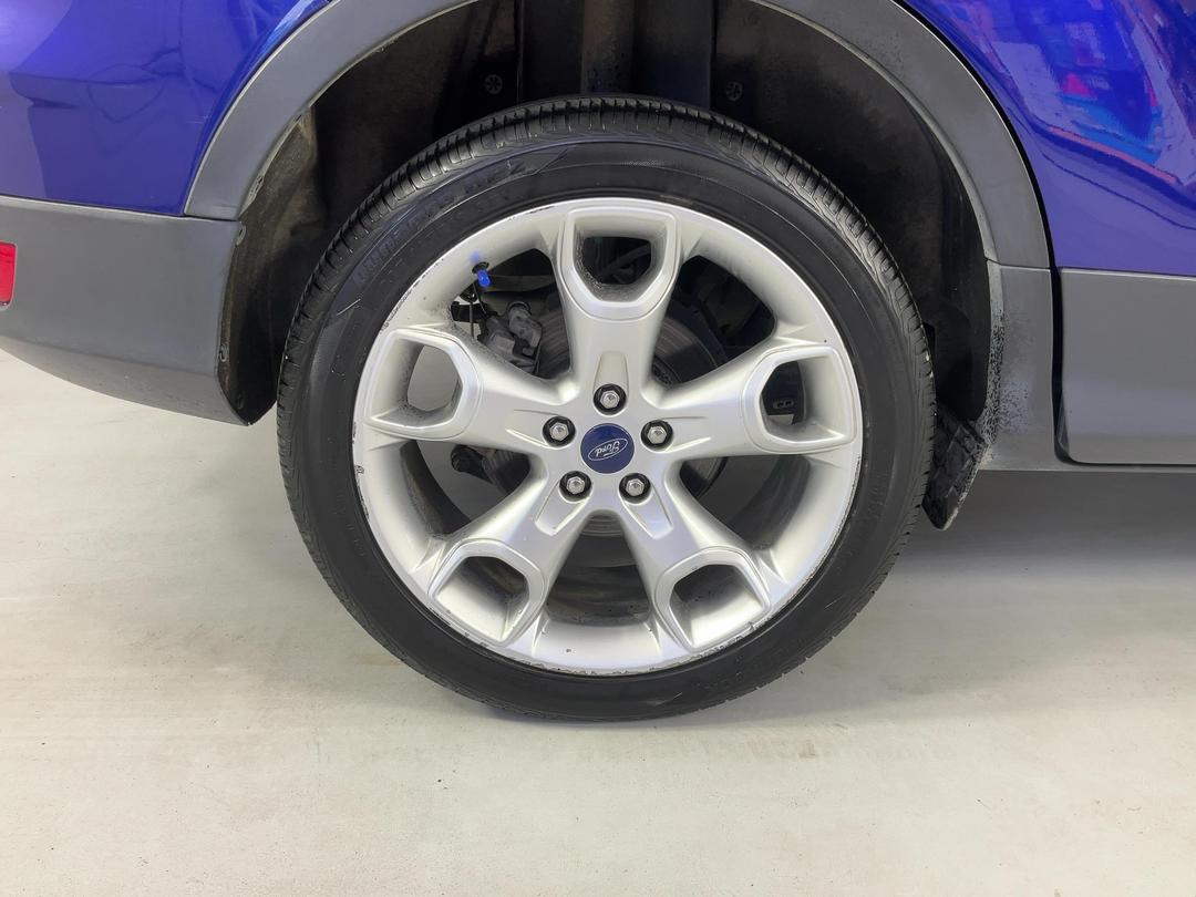 Photo '12' of Ford Kuga