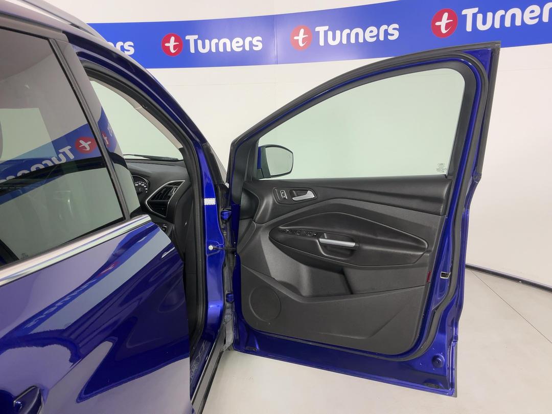 Photo '15' of Ford Kuga
