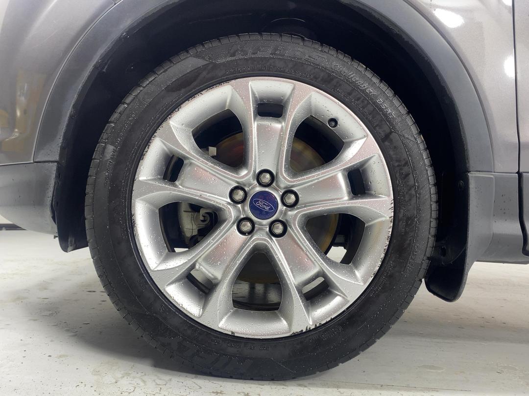 Photo '10' of Ford Kuga