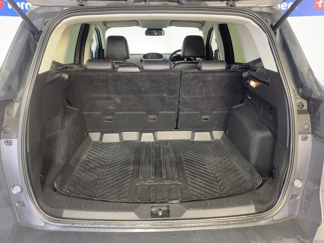Photo '14' of Ford Kuga
