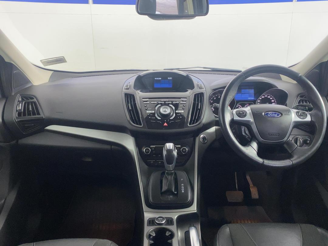 Photo '17' of Ford Kuga