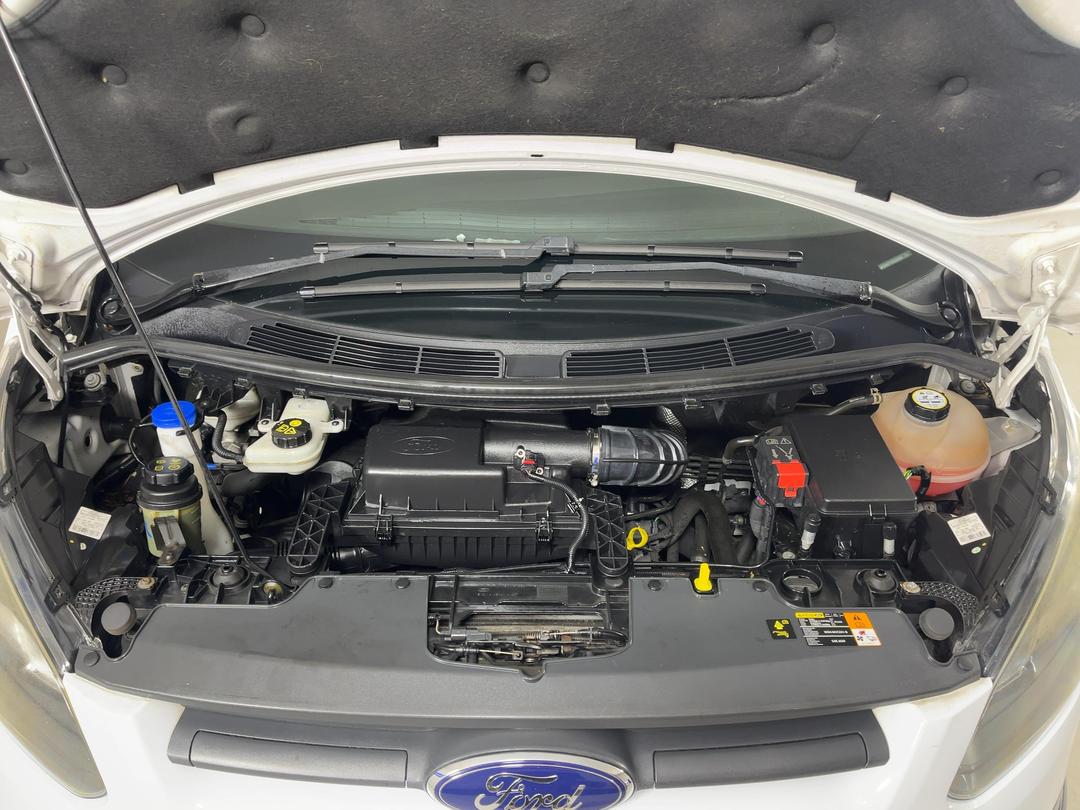 Photo '13' of Ford Transit