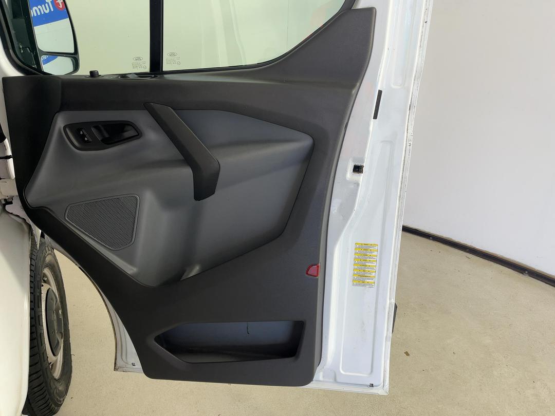 Photo '15' of Ford Transit