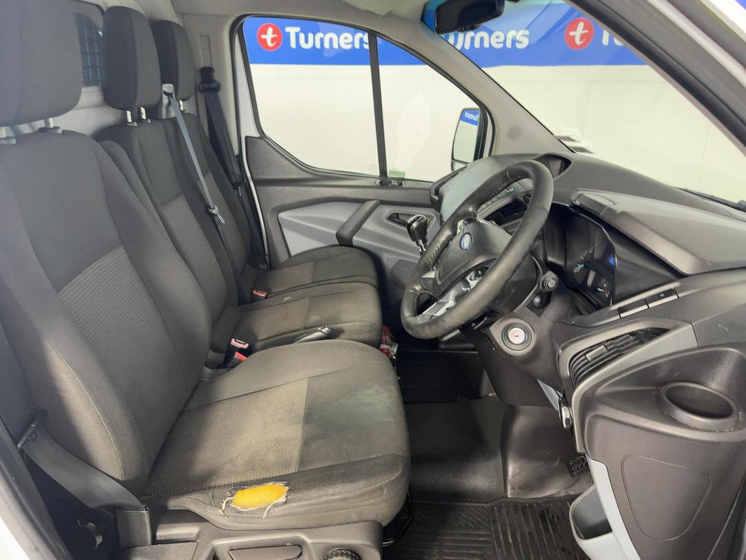 Photo '16' of Ford Transit