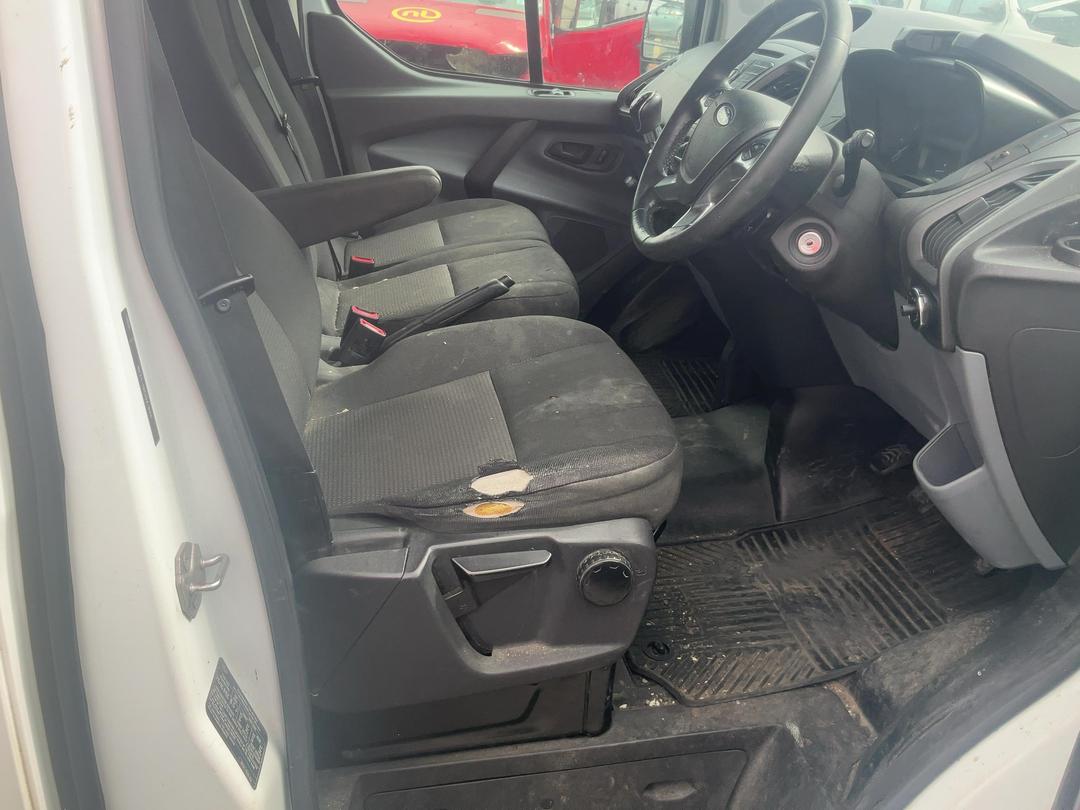 Photo '11' of Ford Transit SWB LOW Roof Photo '11' of Ford Transit SWB LOW Roof