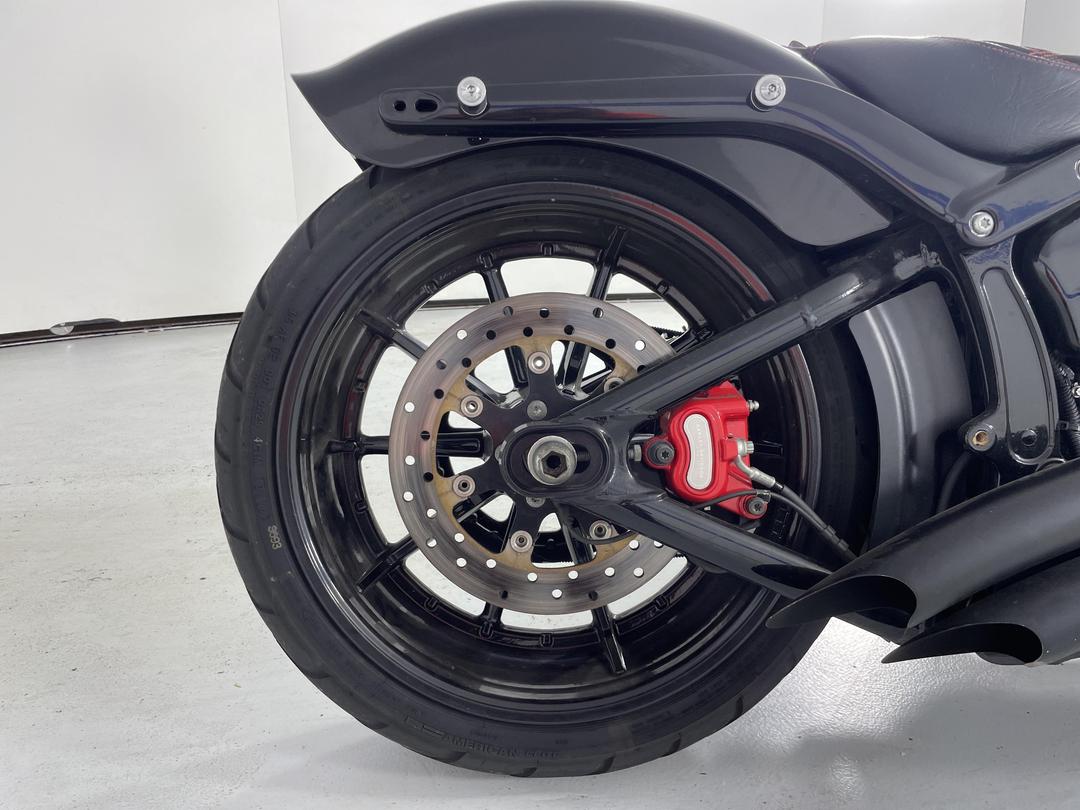 Photo '6' of Harley Davidson Fxsb BREAKOUT