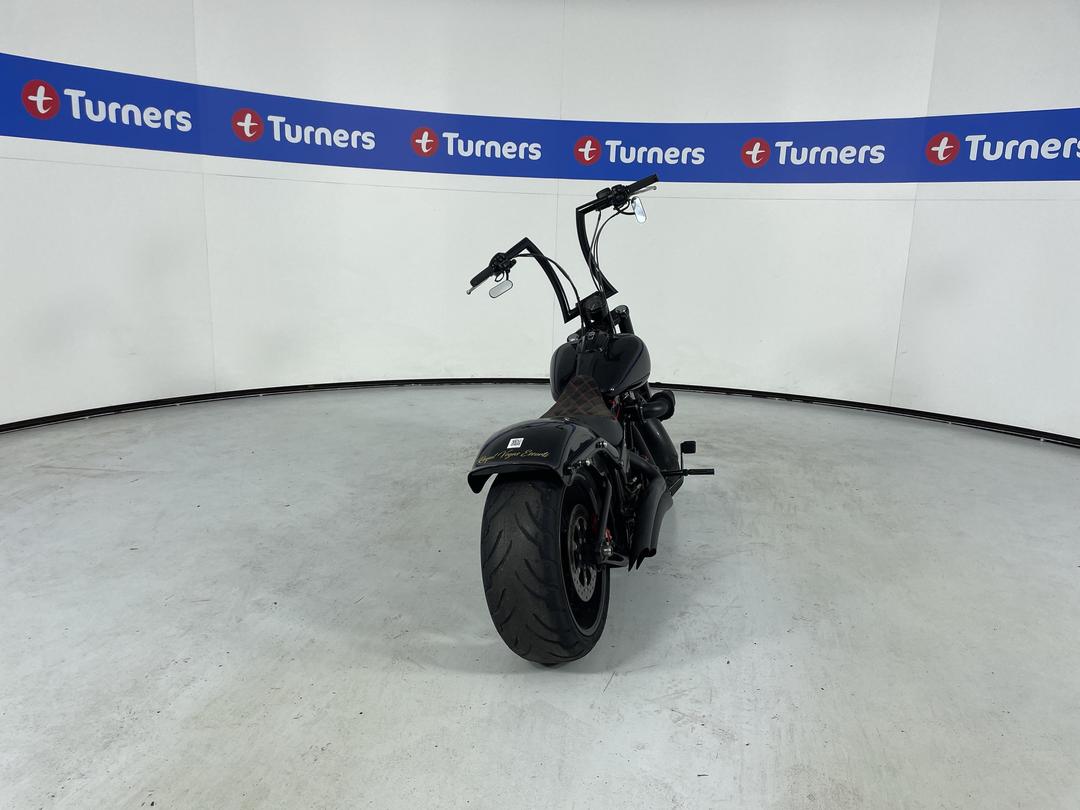 Photo '8' of Harley Davidson Fxsb BREAKOUT