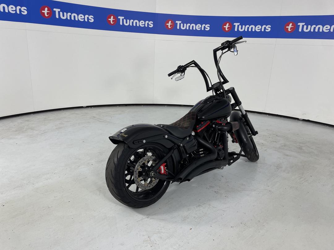 Photo '10' of Harley Davidson Fxsb BREAKOUT