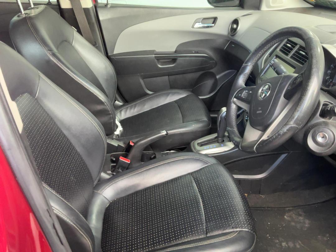 Photo '9' of Holden Barina CDX Photo '9' of Holden Barina CDX