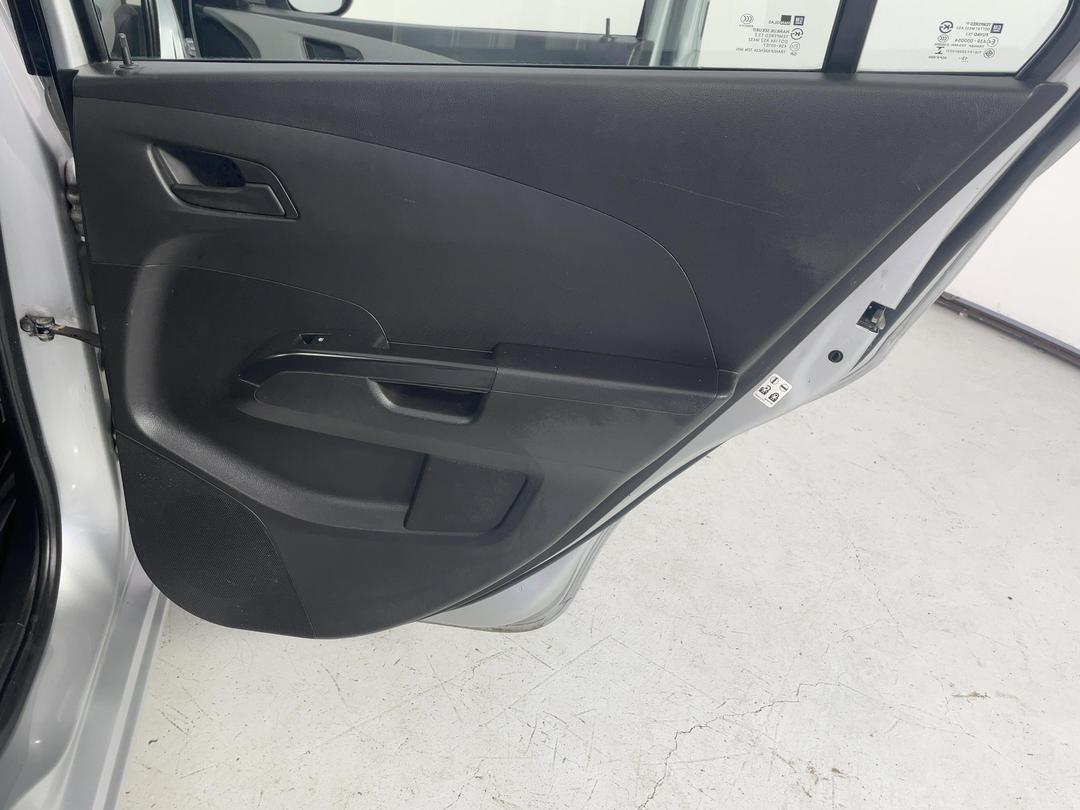 Photo '17' of Holden Barina Photo '17' of Holden Barina