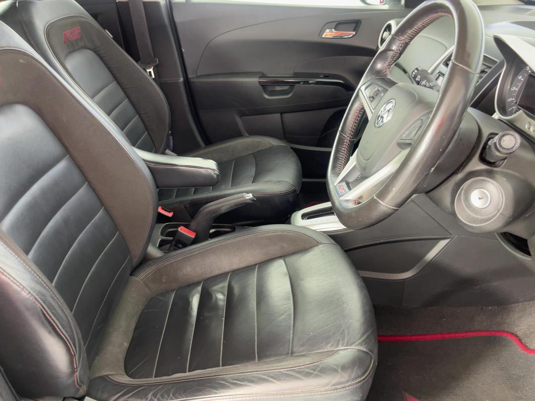 Photo '16' of Holden Barina