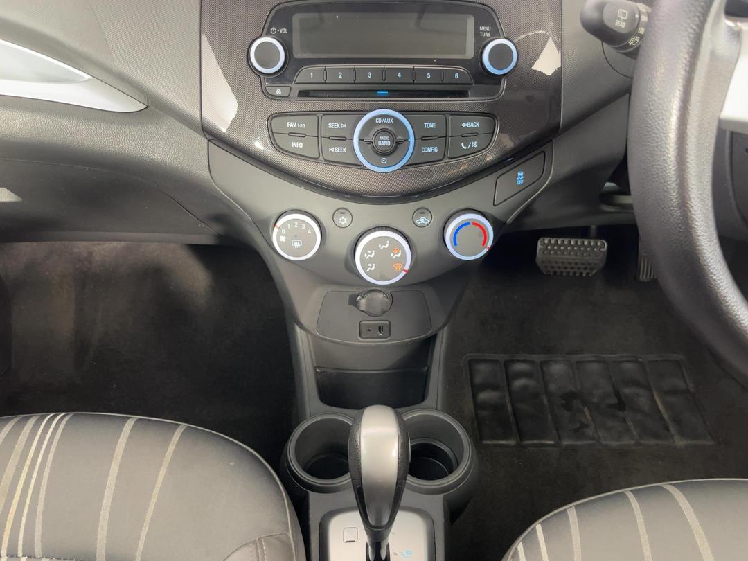 Photo '18' of Holden Barina Spark