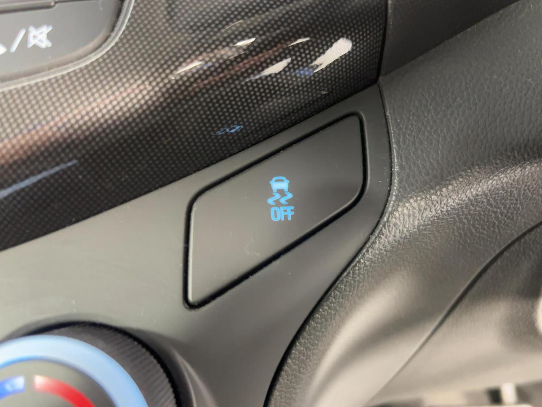 Photo '24' of Holden Barina Spark