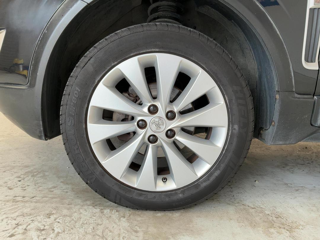 Photo '10' of Holden Captiva 5