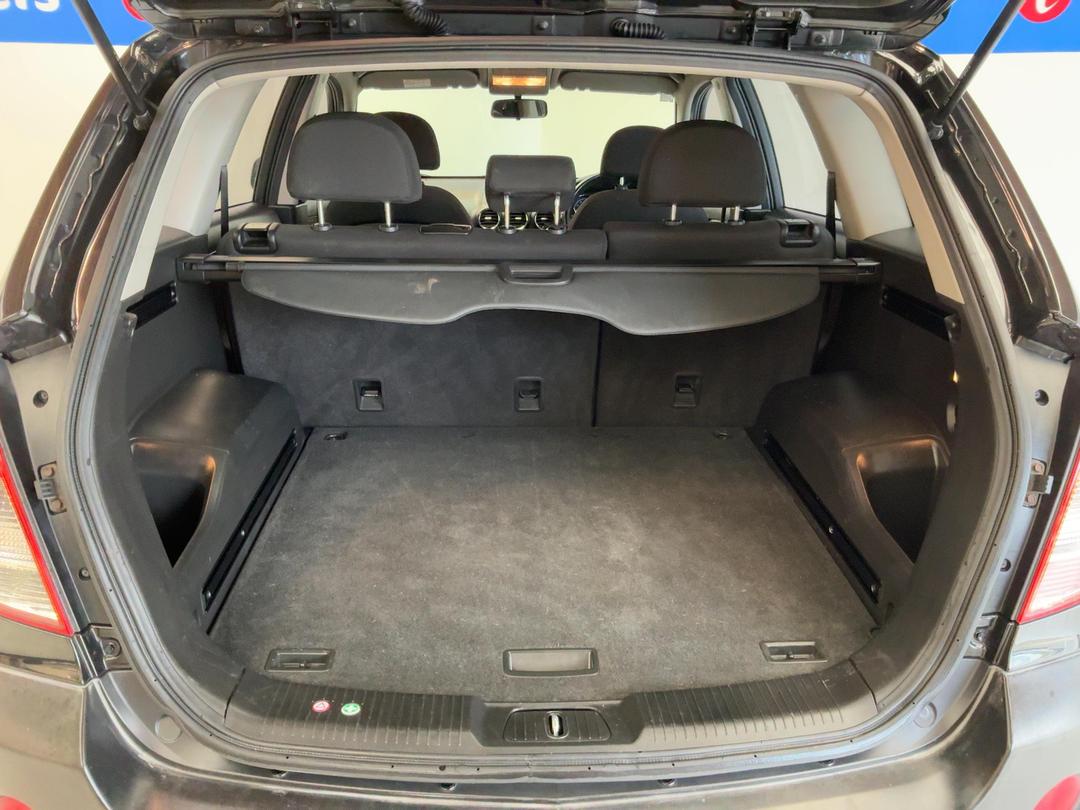 Photo '14' of Holden Captiva 5