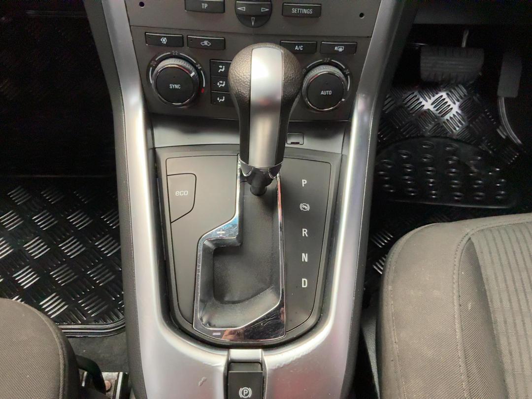 Photo '23' of Holden Captiva 5