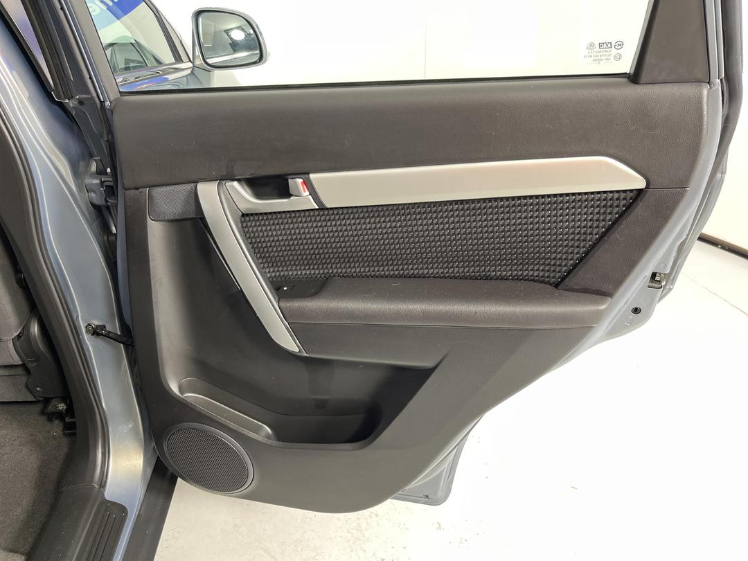 Photo '19' of Holden Captiva 7