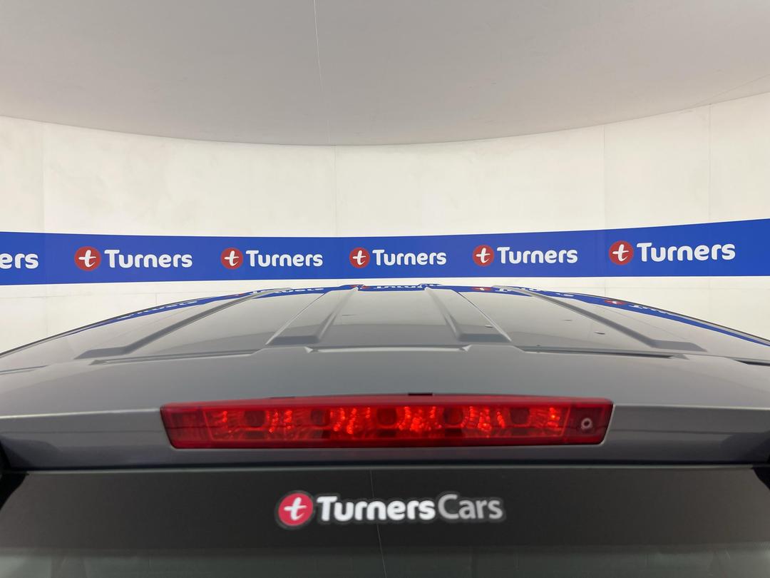 Photo '28' of Holden Captiva 7