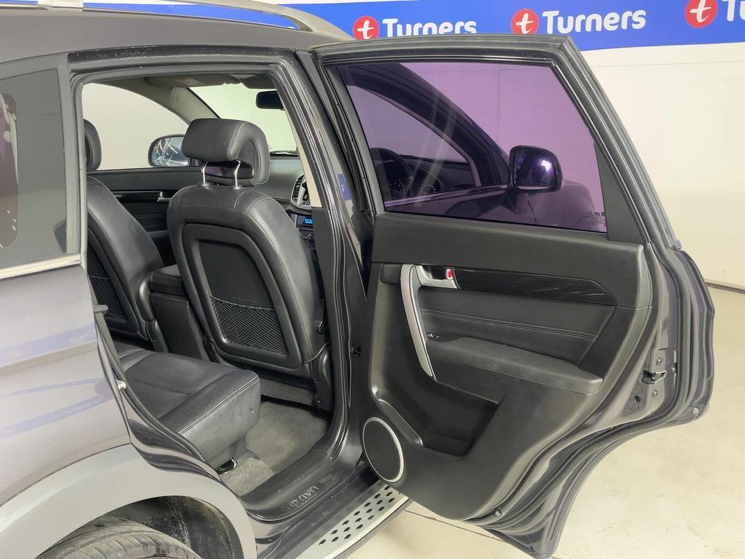 Photo '19' of Holden Captiva 7
