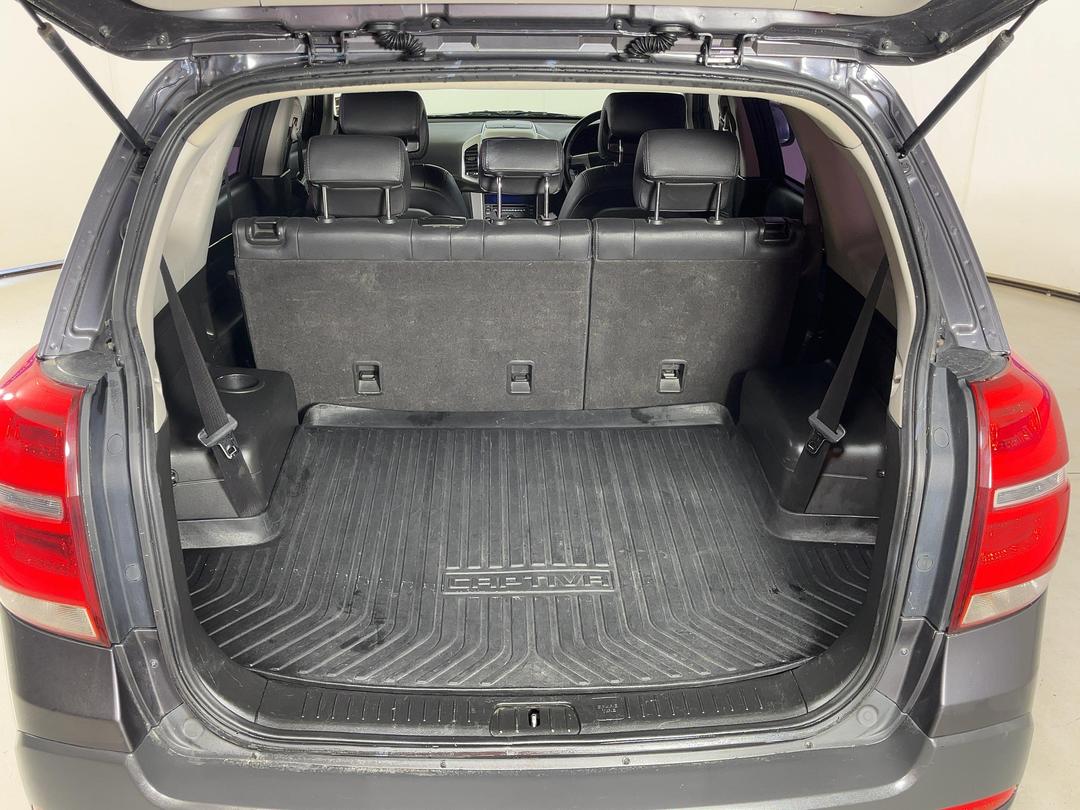 Photo '14' of Holden Captiva 7
